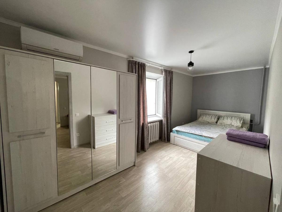 Apartment On Kievskaya Street Bishkek Esterno foto